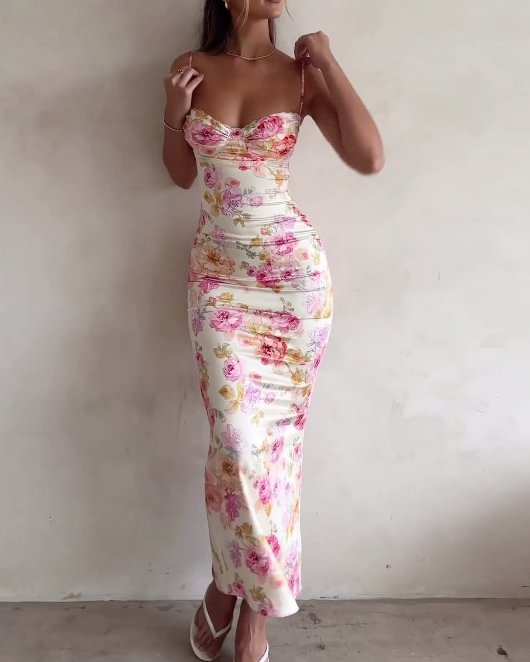 Damernas eleganta sommar maxi klänning med blommönster och smal passform-Eva Jonsson