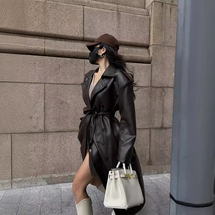 Damernas eleganta trenchcoat Mirla-Eva Jonsson