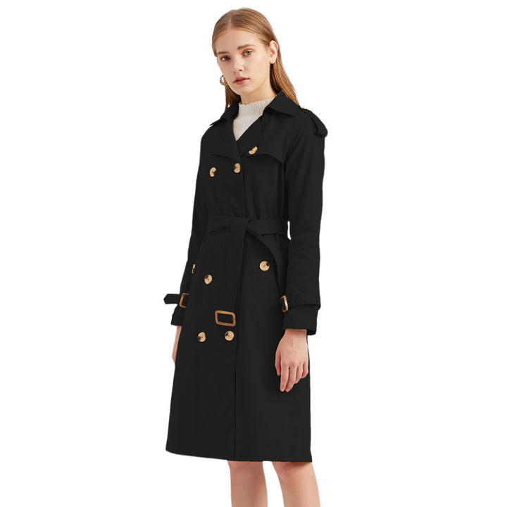 Damernas eleganta trenchcoat med justerbart bälte och lyxiga knapppdetaljer Mirla-Eva Jonsson
