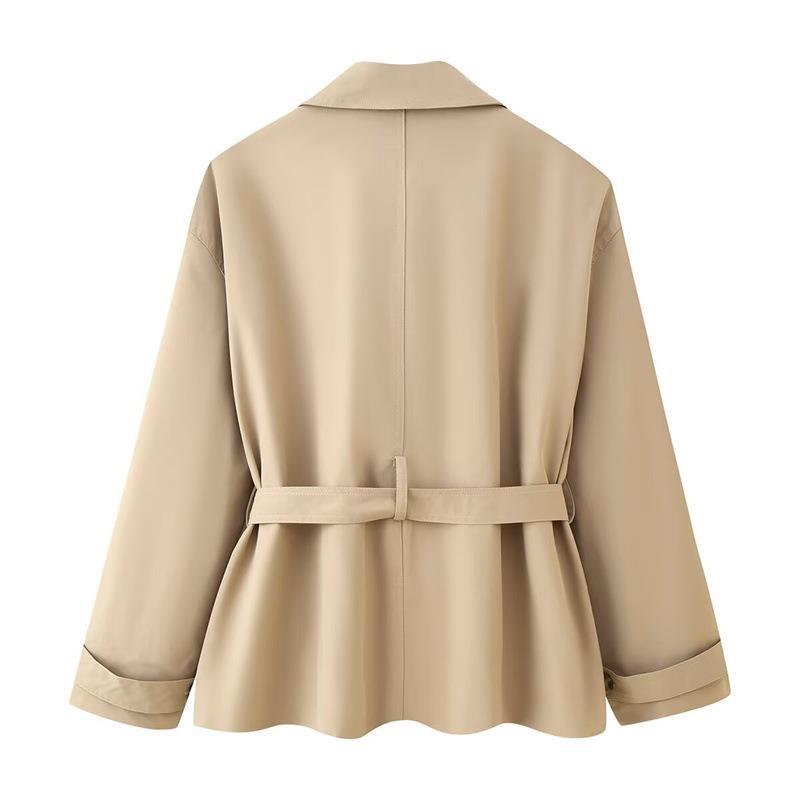Damernas eleganta trenchcoat med justerbart bälte och trendiga knapppdetaljer Eva Jonsson-Eva Jonsson