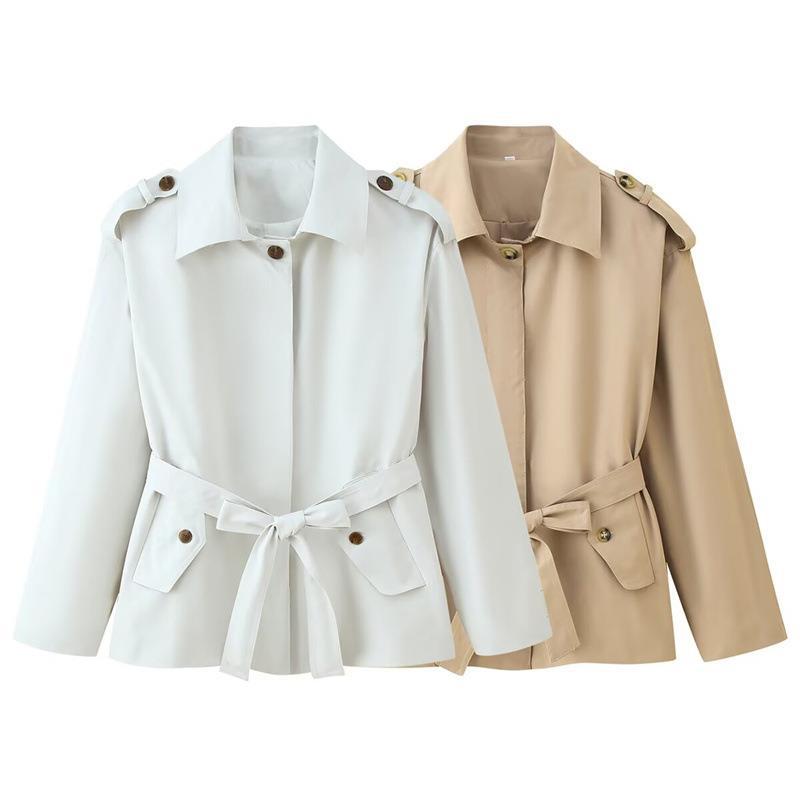 Damernas eleganta trenchcoat med justerbart bälte och trendiga knapppdetaljer Eva Jonsson-Eva Jonsson