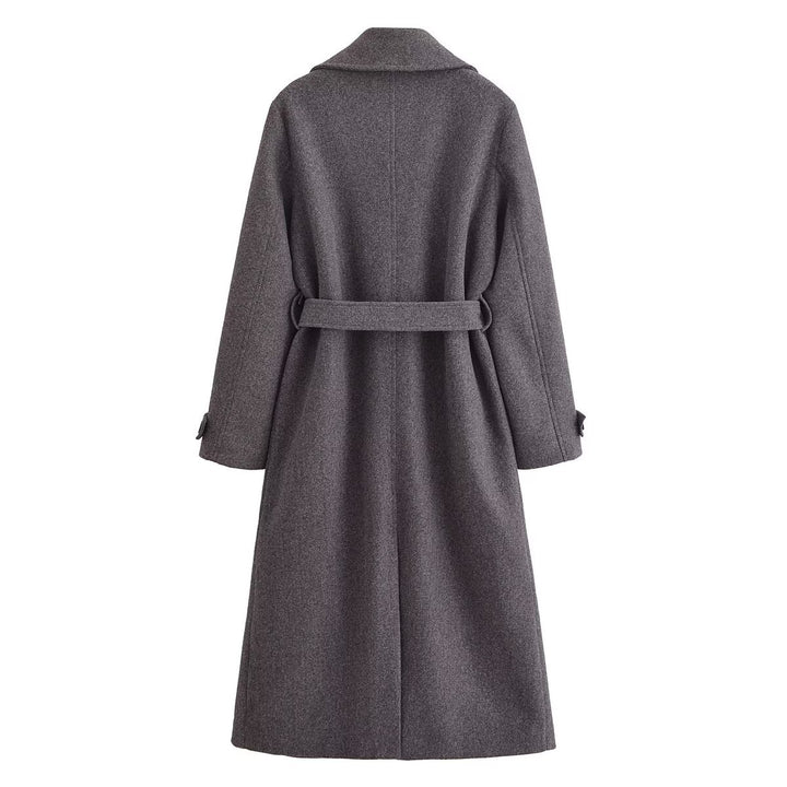 Damernas eleganta trenchcoat med klassisk design och figursydda bälte Mirla-Eva Jonsson