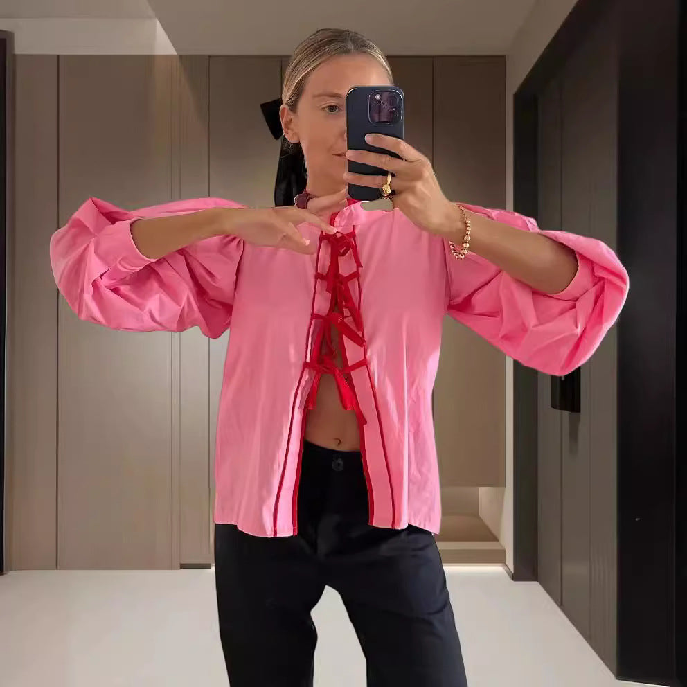 Damernas fashionabla blus med dragsko och puffärmar Eva Jonsson-Eva Jonsson
