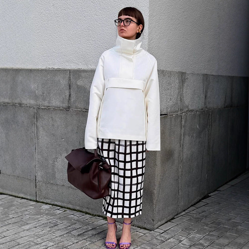 Damernas fashionabla blusjacka med chic midjebälte och voluminösa ärmar Mirla-Eva Jonsson