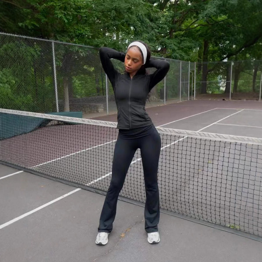 Damernas figursmickrande sportset med zip-aktuell jacka och smickrande leggings Eva Jonsson-Eva Jonsson