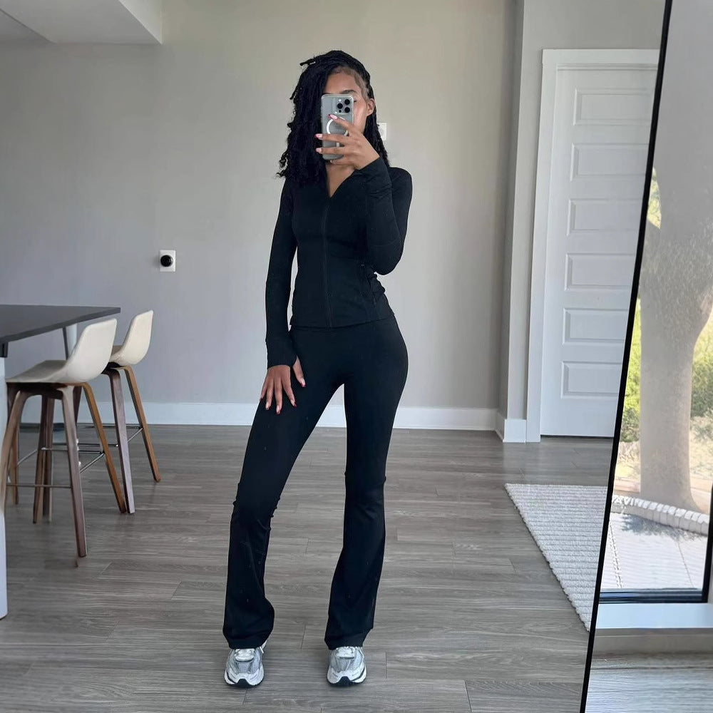 Damernas figursmickrande sportset med zip-aktuell jacka och smickrande leggings Eva Jonsson-Eva Jonsson
