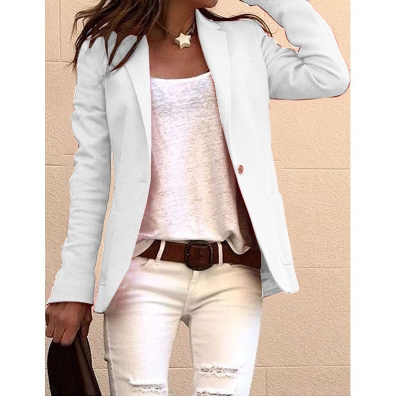 Damernas figursydda blazer med elegant slag Mirla-Eva Jonsson