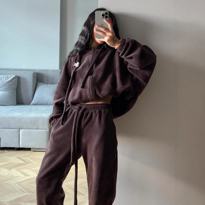 Damernas figursydda fleece-lounge-set med elegant huva och elastiska muddar Eva Jonsson-Eva Jonsson