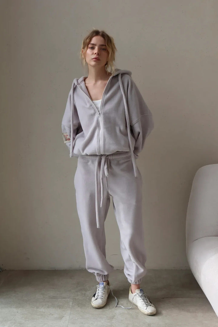 Damernas figursydda fleece-lounge-set med elegant huva och elastiska muddar Eva Jonsson-Eva Jonsson