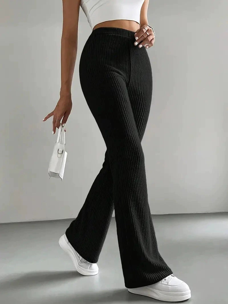 Damernas flared rib-leggings i mjuk stickad Mirla-Eva Jonsson