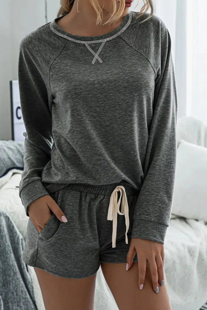 Damernas fritids-loungewear set med långärmad topp och korta shorts Eva Jonsson-Eva Jonsson