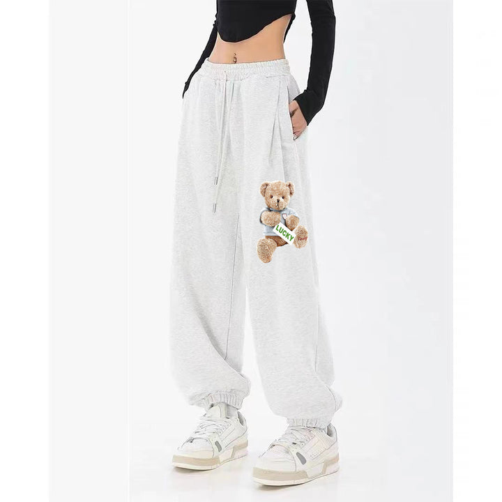 Damernas fritidsbyxor med teddy-motiv Mirla-Eva Jonsson