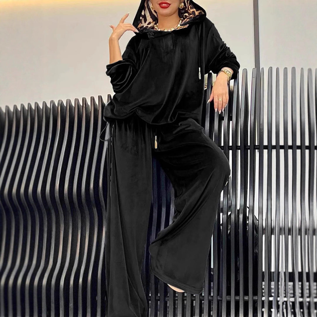 Damernas fritidsbyxset i mjuk velour Mirla-Eva Jonsson