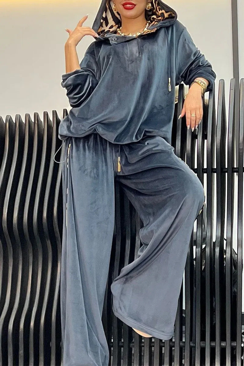 Damernas fritidsbyxset i mjuk velour Mirla-Eva Jonsson
