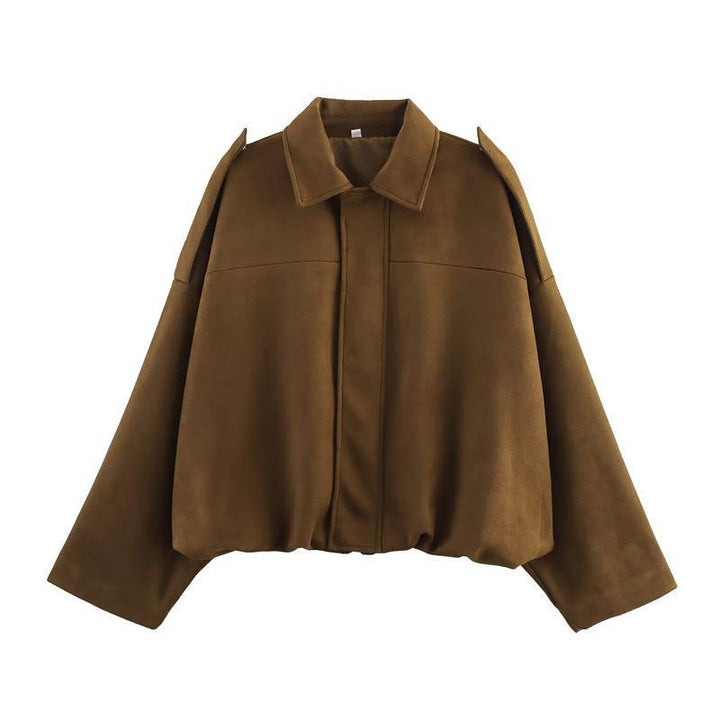 Damernas fritidsjacka i modernt oversized-design med praktiska fickor Mirla-Eva Jonsson
