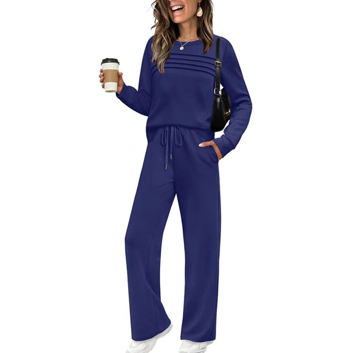Damernas fritidsloungewear-set med lös passform och moderiktiga accenter Mirla-Eva Jonsson