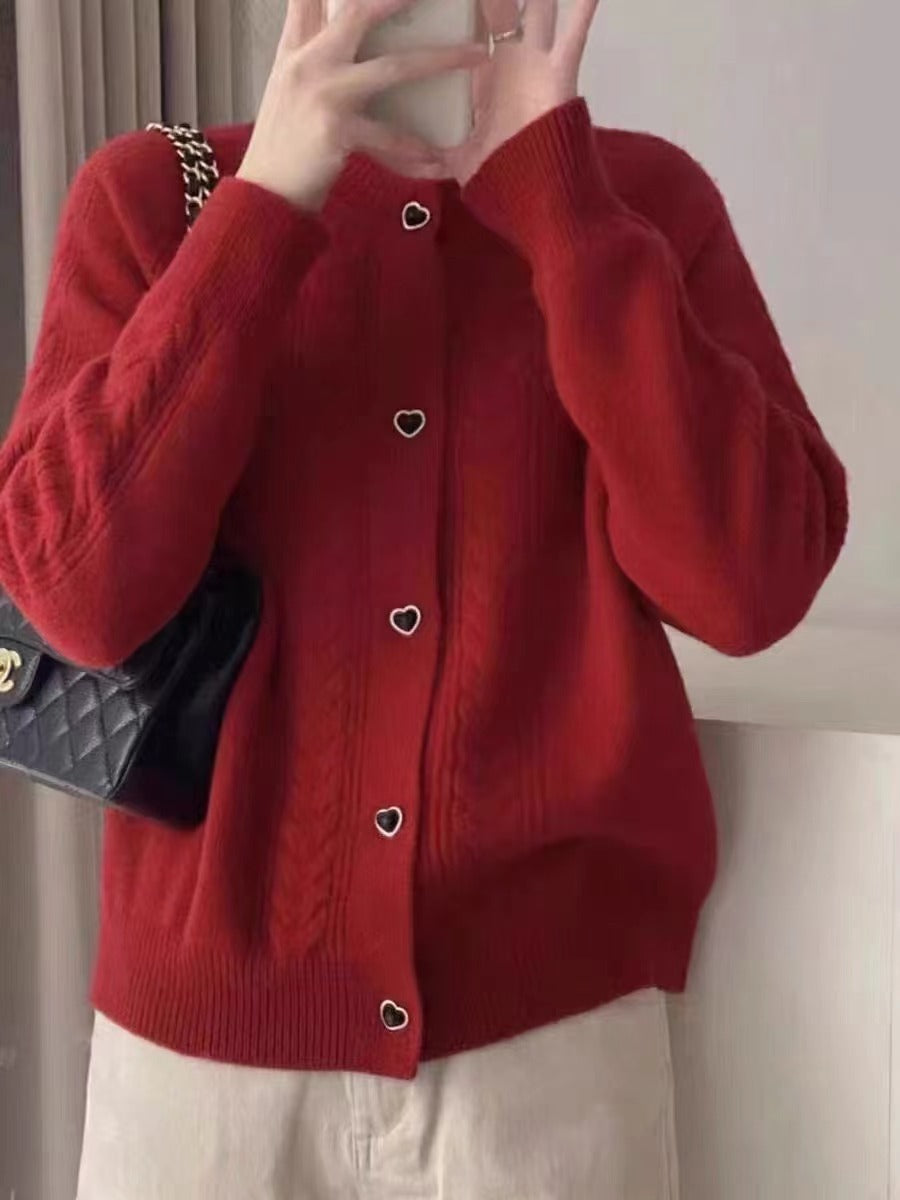 Damernas grovstickad cardigan med hjärtkknäppning och fin struktur Mirla-Eva Jonsson