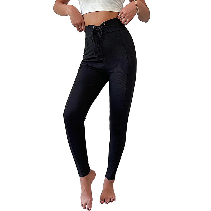 Damernas höga yogabyxor med elastisk midja och ribbad struktur Mirla-Eva Jonsson