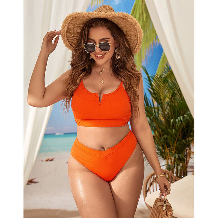 Damernas högt skurna bikini-set med trendig topp Mirla-Eva Jonsson