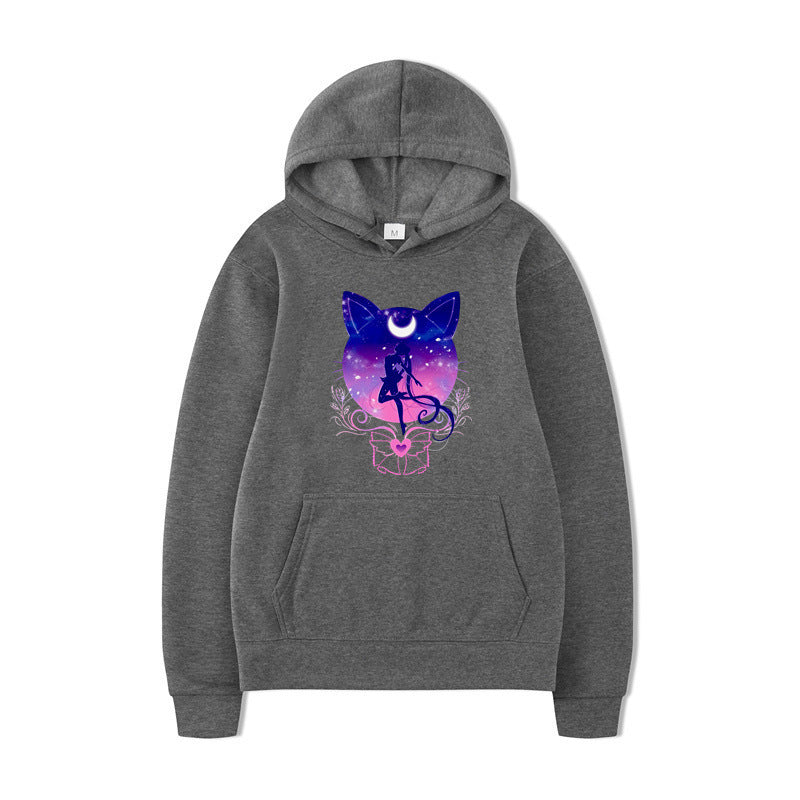 Damernas hoodie med konstnärlig kattdesign och bekväm passform Mirla-Eva Jonsson