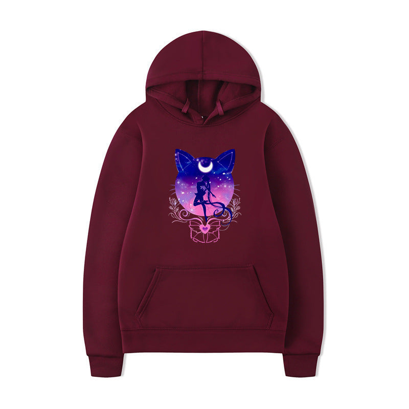 Damernas hoodie med konstnärlig kattdesign och bekväm passform Mirla-Eva Jonsson