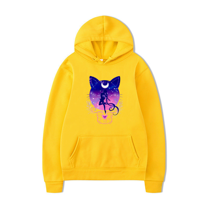 Damernas hoodie med konstnärlig kattdesign och bekväm passform Mirla-Eva Jonsson