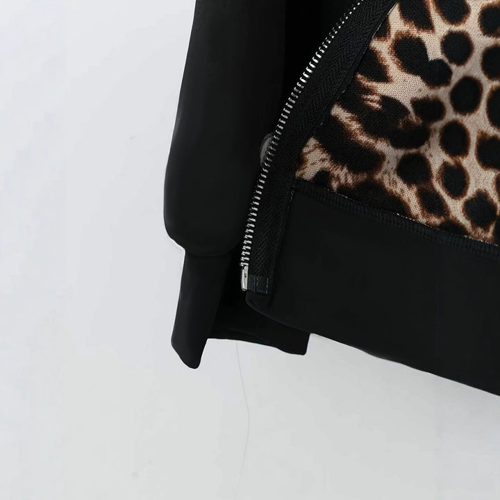 Damernas hoodiejacka med leopardmönster-invändig foder Mirla-Eva Jonsson