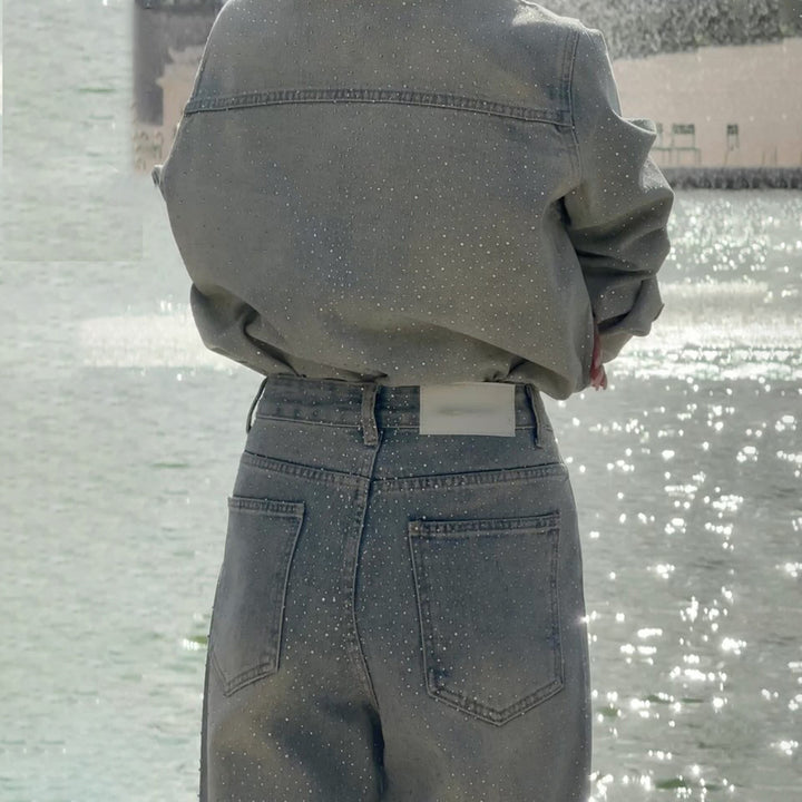 Damernas jeansjacka och vida jeans Mirla-Eva Jonsson
