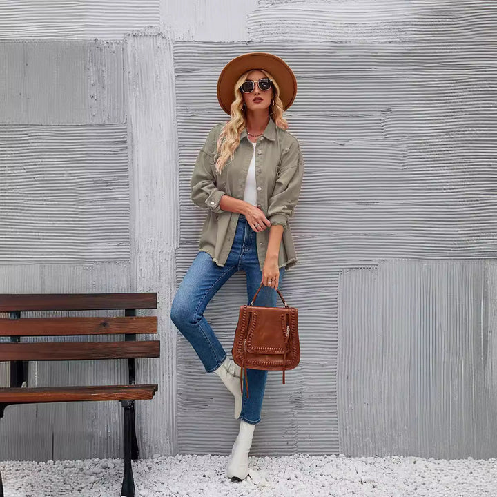 Damernas jeansskjortjacka i avslappnad oversized passform med fransdetaljer Mirla-Eva Jonsson
