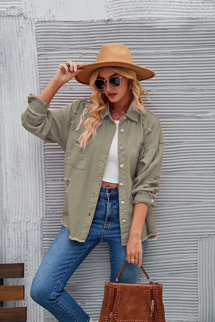 Damernas jeansskjortjacka i avslappnad oversized passform med fransdetaljer Mirla-Eva Jonsson