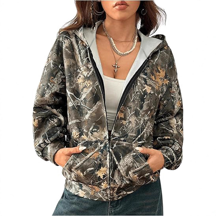 Damernas kamouflage hoodie med dragkedja och fickor Mirla-Eva Jonsson