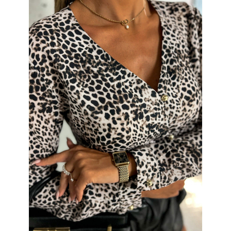 Damernas knapplång blus med leopardmönster Eva Jonsson-Eva Jonsson