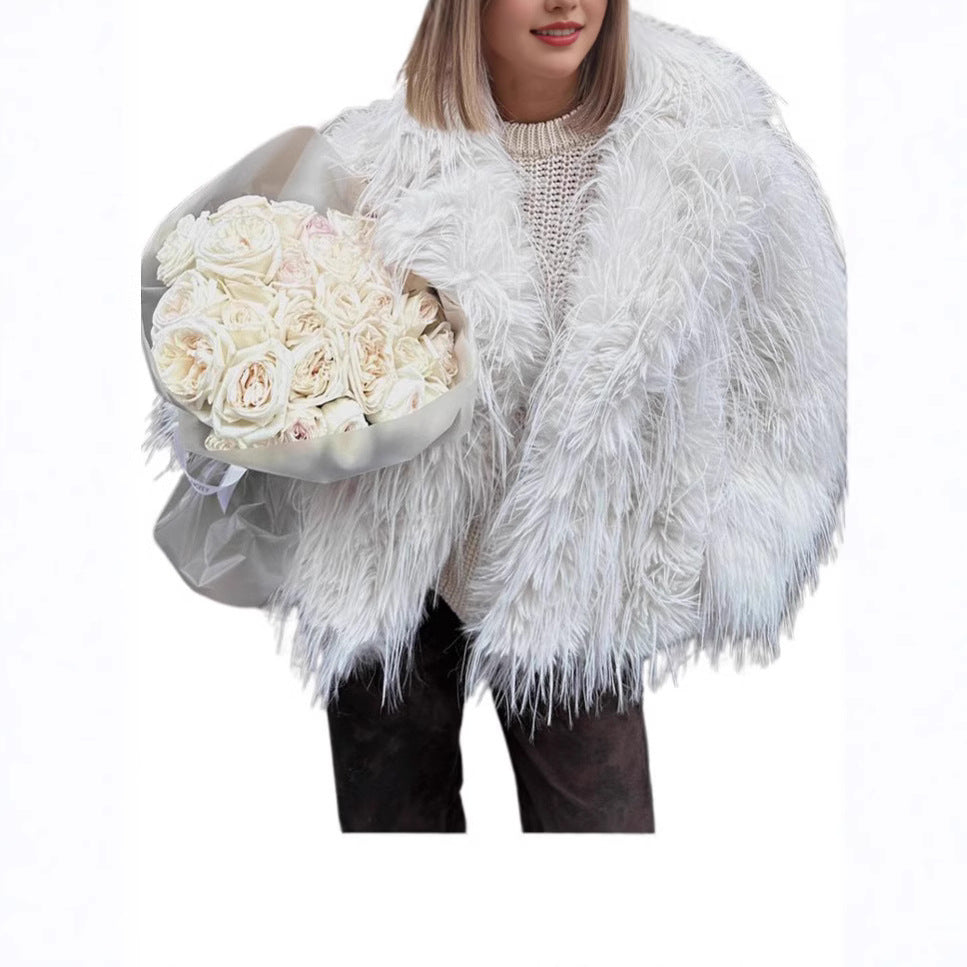 Damernas konstaffsjacka i lyxig design med voluminös passform Mirla-Eva Jonsson