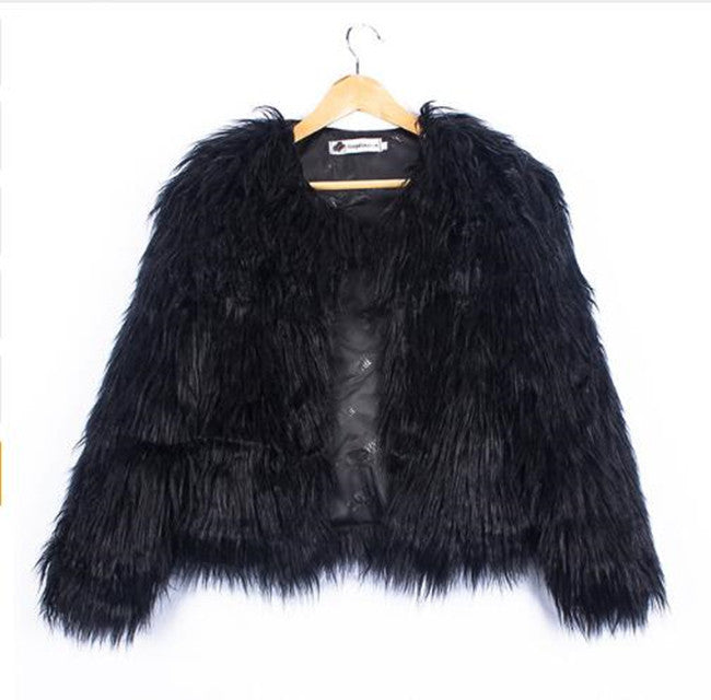 Damernas konstfuskpälsjacka med voluminösa ärmar och avslappnad skärning Eva Jonsson-Eva Jonsson