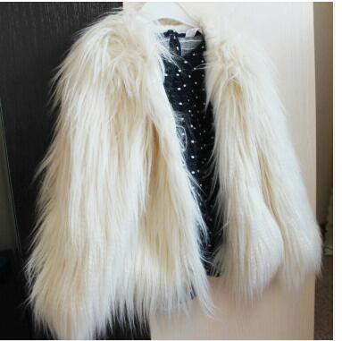 Damernas konstfuskpälsjacka med voluminösa ärmar och avslappnad skärning Eva Jonsson-Eva Jonsson