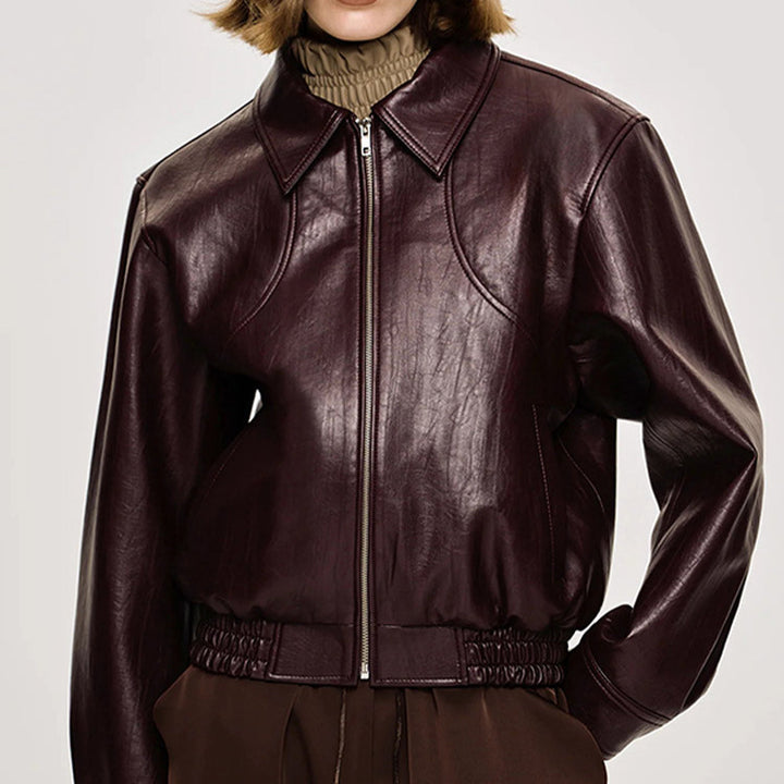 Damernas konstläderjacka med moderiktigt oversize-snitt och elastisk midja Mirla-Eva Jonsson