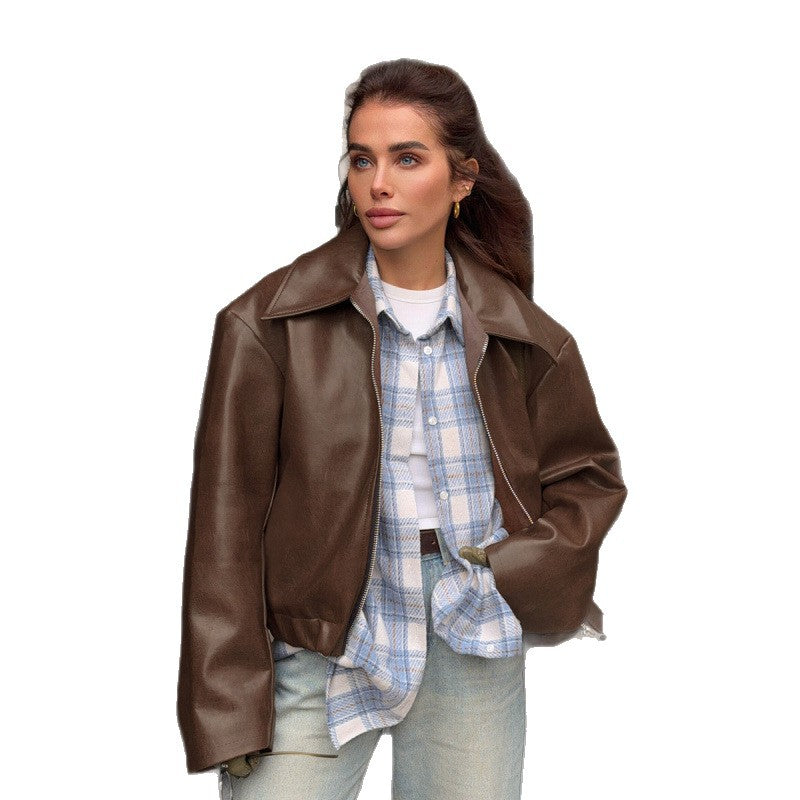 Damernas konstläderjacka med oversized-passform och klassisk krage Mirla-Eva Jonsson