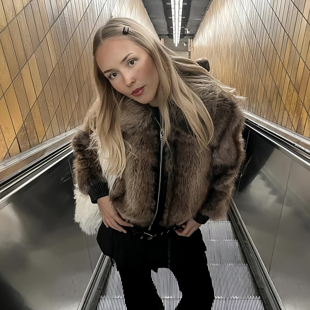 Damernas konstpälsjacka med voluminösa ärmar Mirla-Eva Jonsson