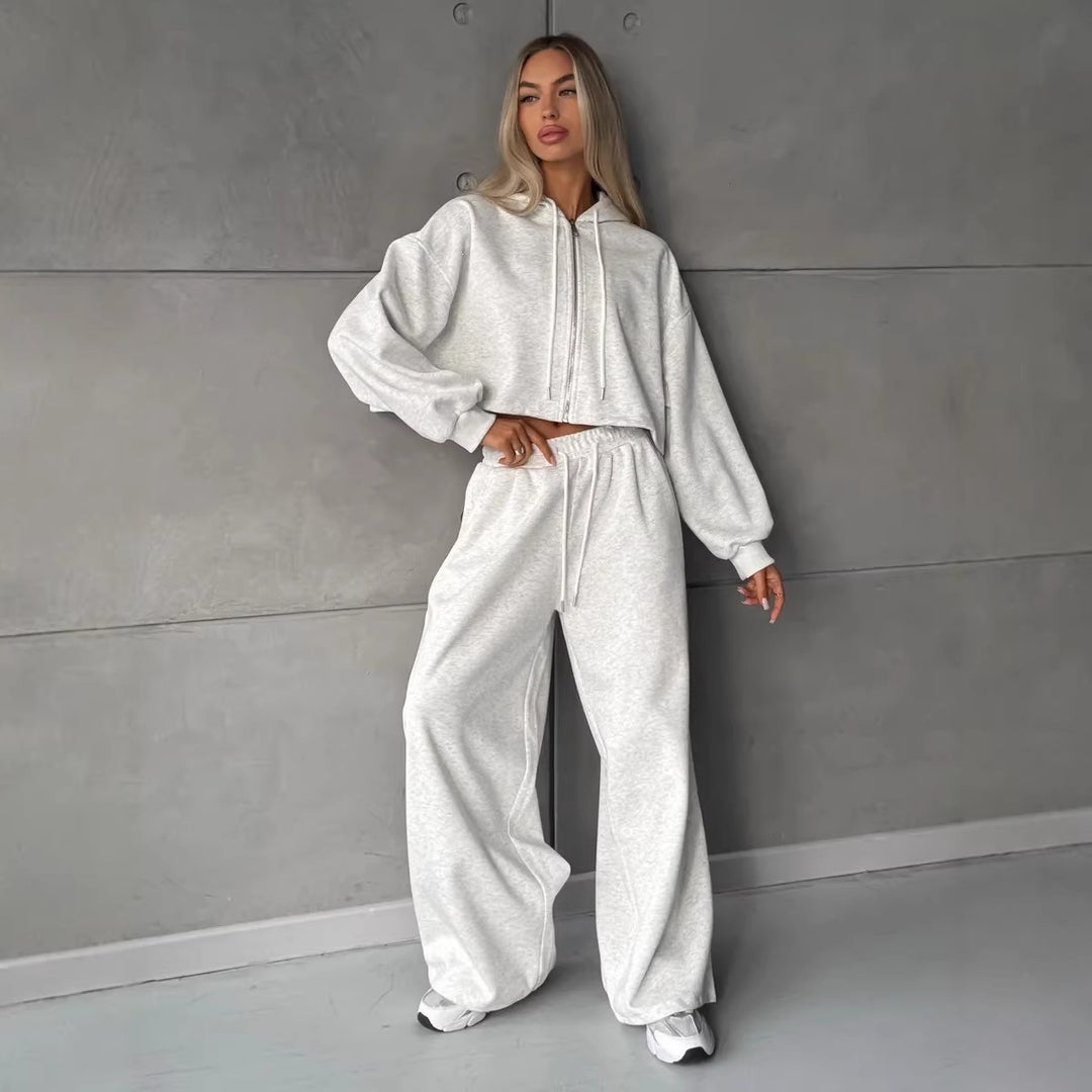 Damernas korta hoodie-träningsoverall i urban stil med avslappnad passform Mirla-Eva Jonsson
