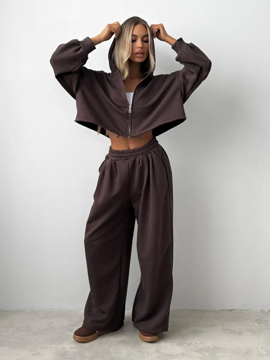 Damernas korta hoodie-träningsoverall i urban stil med avslappnad passform Mirla-Eva Jonsson
