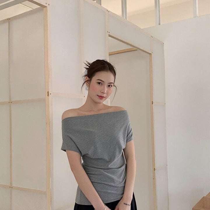 Damernas kortärmad T-shirt med rynkor slim fit-Eva Jonsson