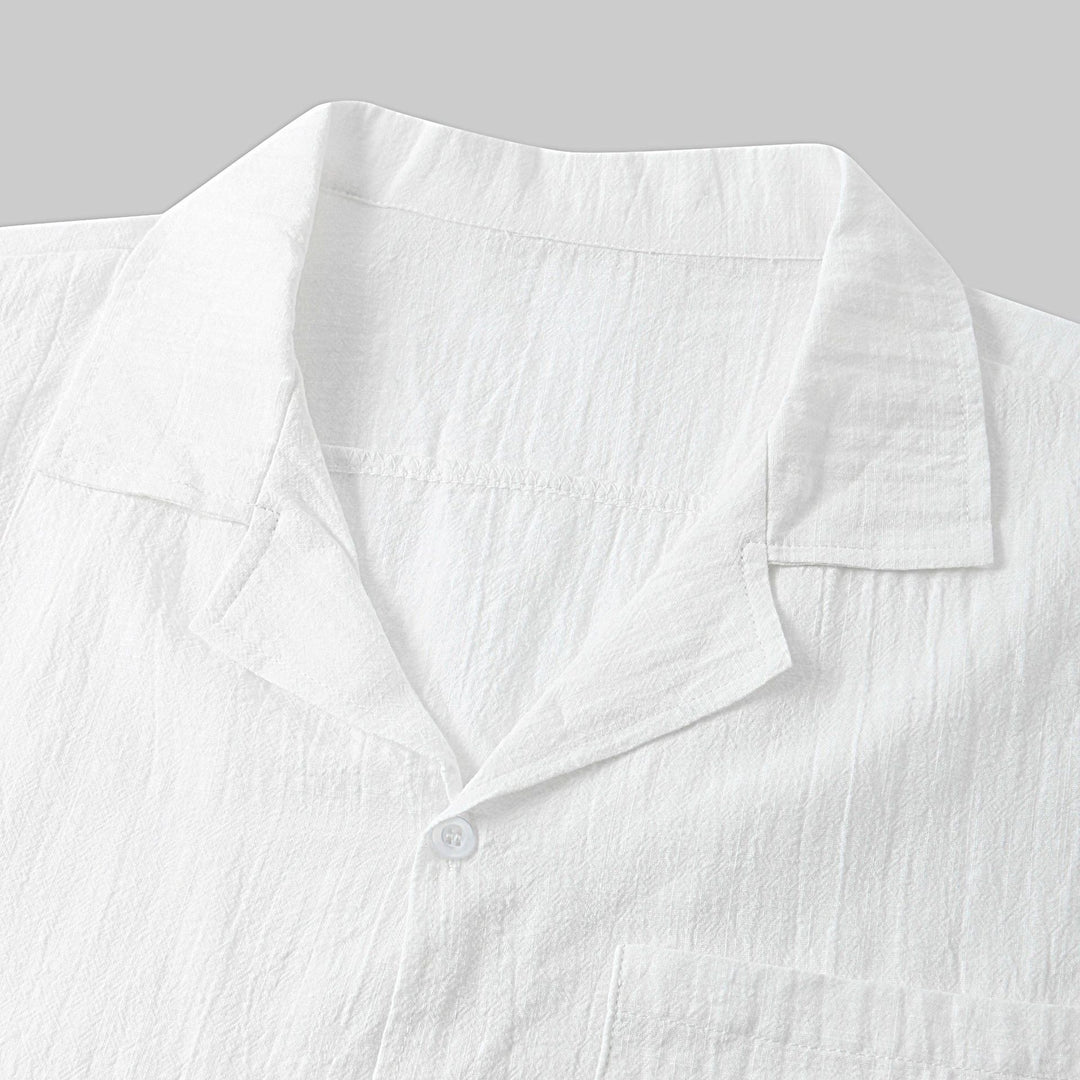Damernas kortärmad pyjamaset i lätt bomullsmaterial med praktisk knapplist och elastisk midja Mirla-Eva Jonsson