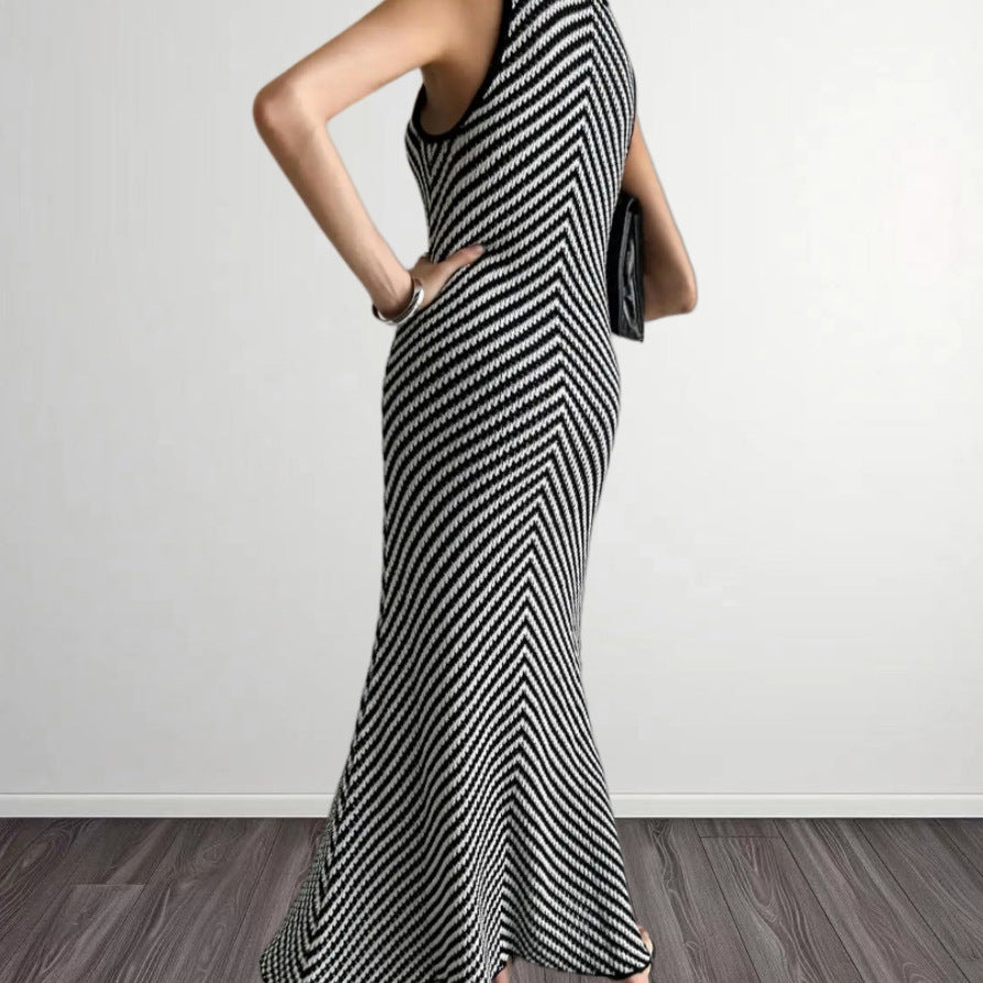 Damernas långärmad hängklänning med raffinerat zigzag-mönster Eva Jonsson-Eva Jonsson