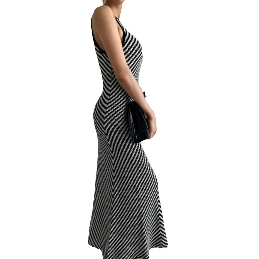 Damernas långärmad hängklänning med raffinerat zigzag-mönster Eva Jonsson-Eva Jonsson