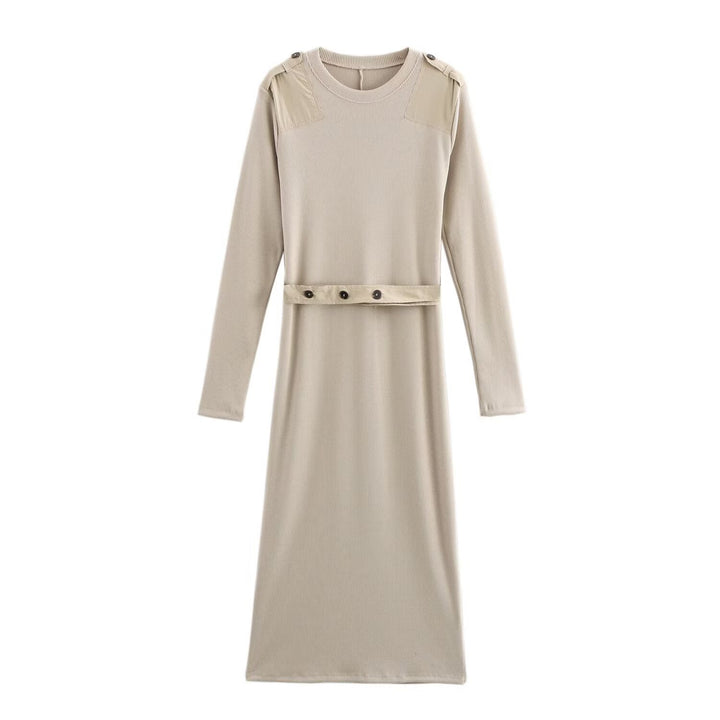 Damernas långärmad klänning med dekorativt bälte och axeldetaljer Eva Jonsson-Eva Jonsson