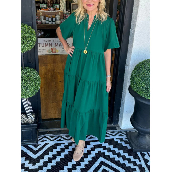 Damernas långärmad maxiklänning med V-hals och volangdetalj Eva Jonsson-Eva Jonsson