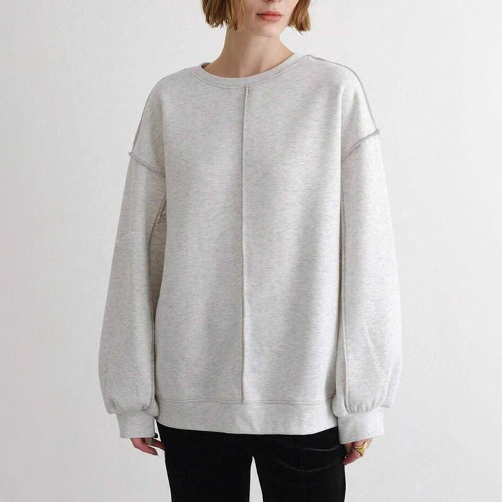 Damernas ledig pullover med lös passform och ballongärmar Mirla-Eva Jonsson