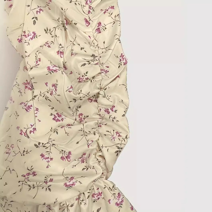 Damernas lekfulla mini-klänning med volangdetaljer och rosetter Eva Jonsson-Eva Jonsson