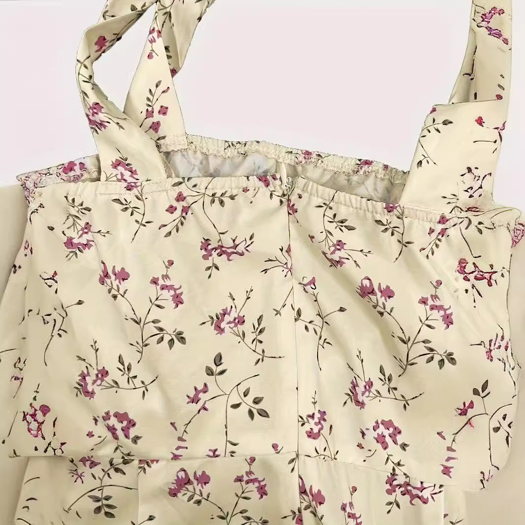 Damernas lekfulla mini-klänning med volangdetaljer och rosetter Eva Jonsson-Eva Jonsson