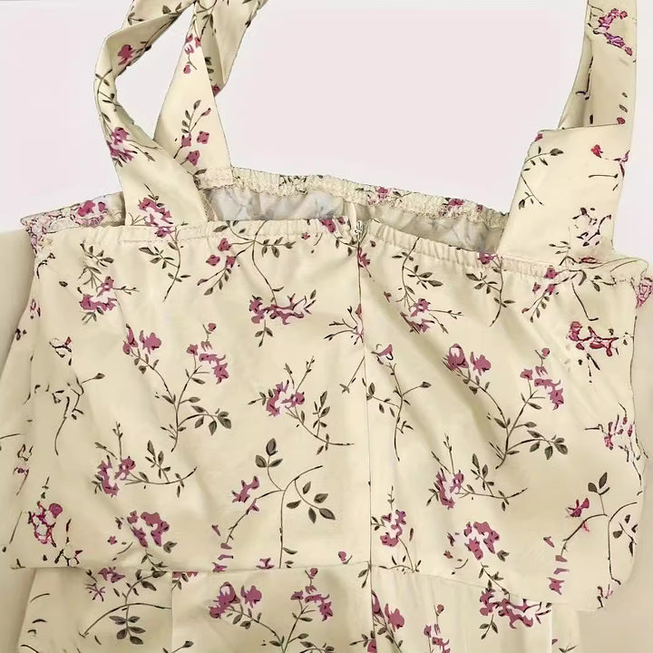 Damernas lekfulla mini-klänning med volangdetaljer och rosetter Eva Jonsson-Eva Jonsson